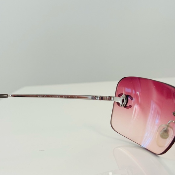 CHANEL Pink Ombre Sunglasses main image 9